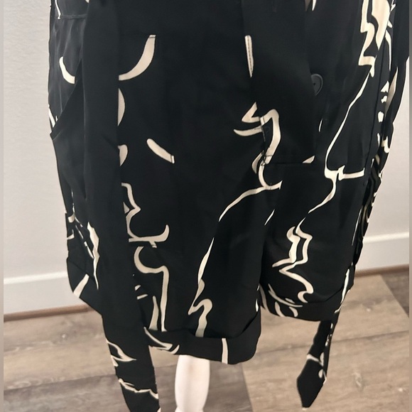 NWT - LUX Abstract Romper - Picture 9 of 12